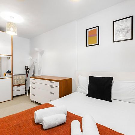 Pass The Keys Modern Tottenham Hale Apartment Perfect For Leisure Лондон Экстерьер фото